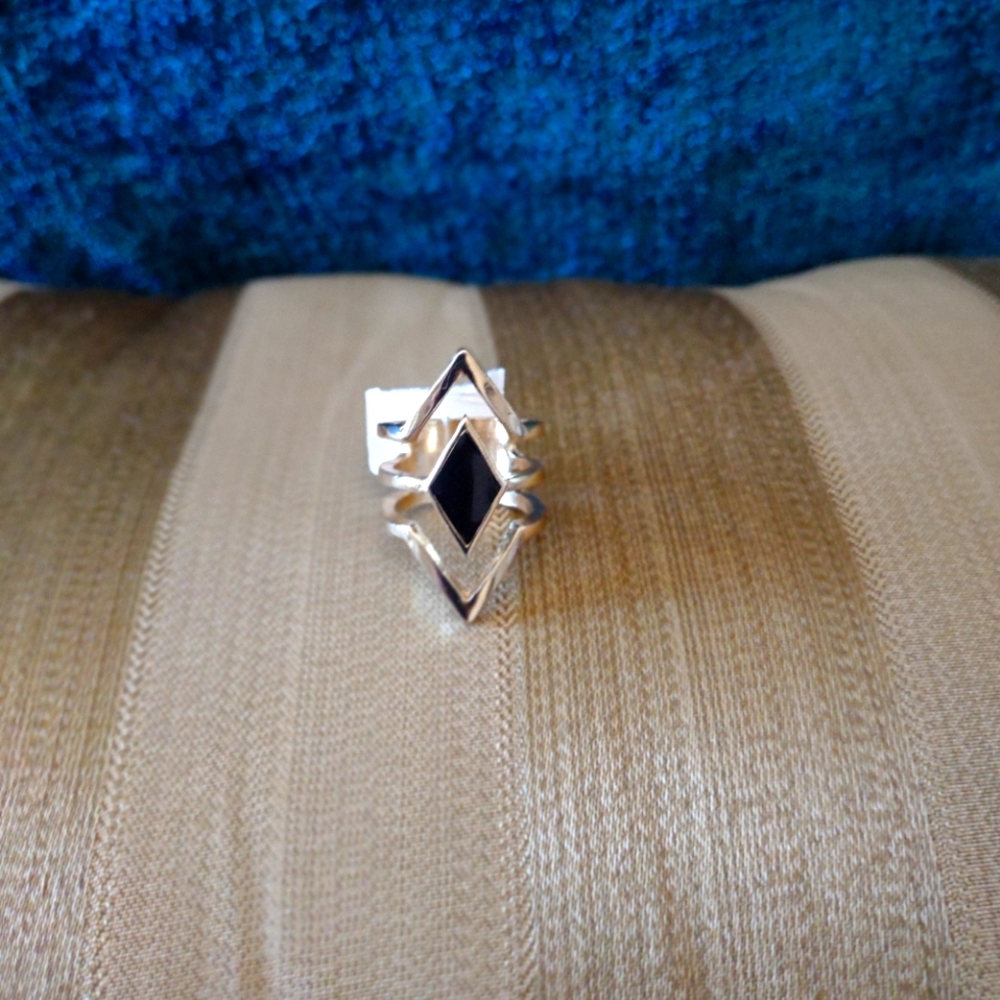 Gold ring - Picture 4 of 4